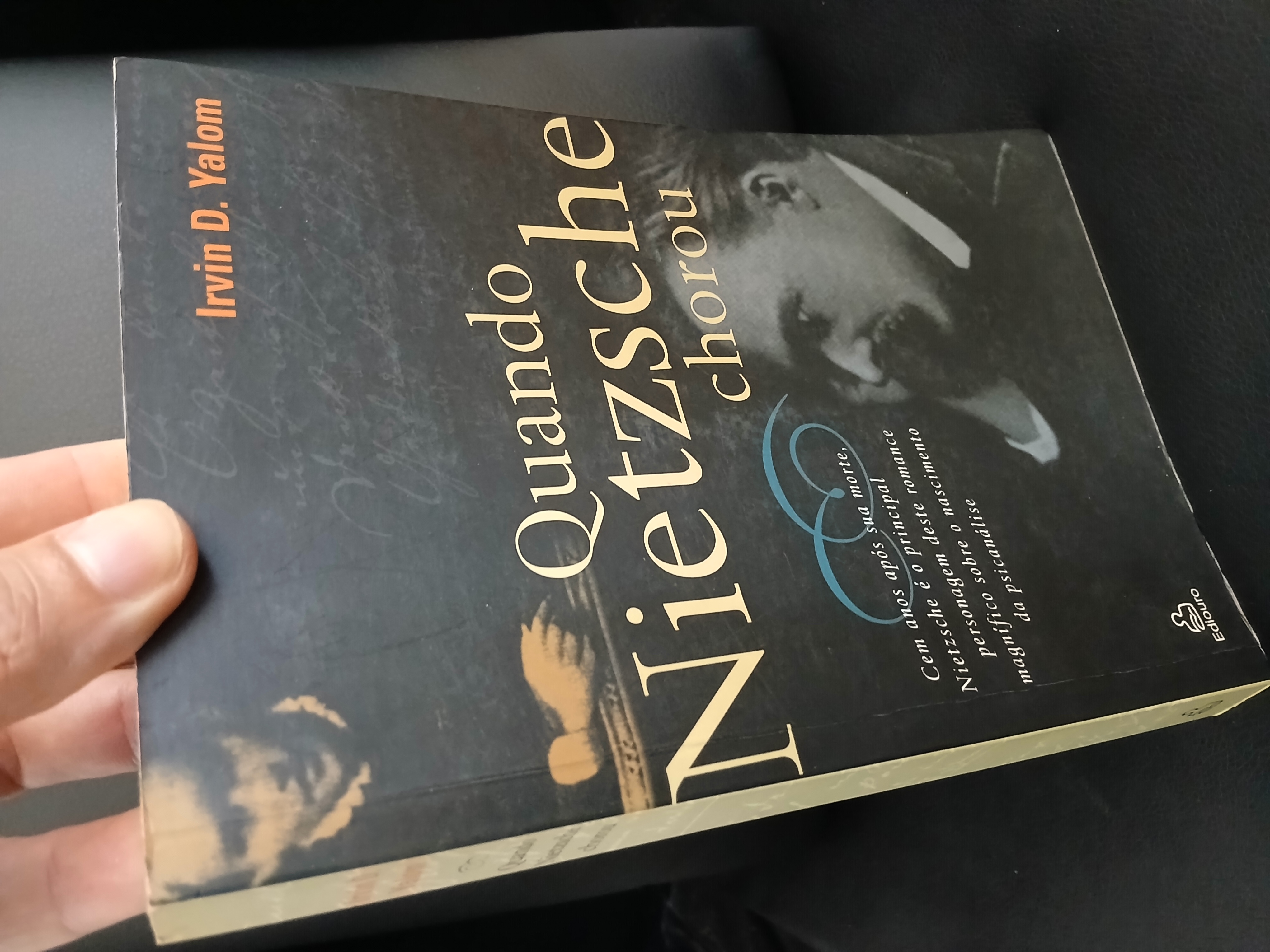 Capa de Quando Nietzsche Chorou, Irvin D. Yalom, Ediouro, Livro Filosofia Psicologia